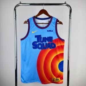 Regata Tune Squad – Lebron James
