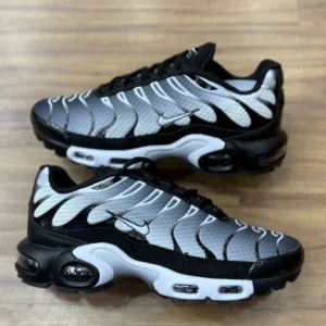 Air Max TN “White Metallic Silver”