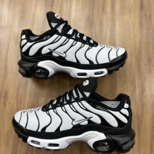 Air Max TN “Oreo”