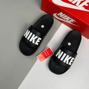 Chinelo Nike Offcourt - Preto