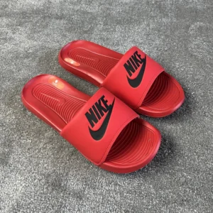 Chinelo Nike Victori One - Vermelho