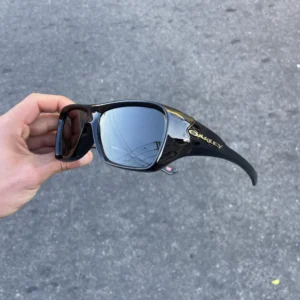 CHAMINADE Polished - Black